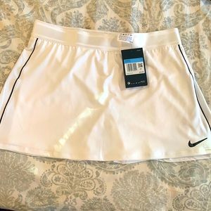 White Nike tennis skirt